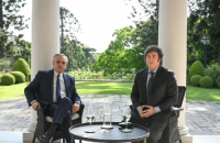 Alberto Fernández y Javier Milei se reunieron en la Quinta de Olivos, de esta forma le dieron comienzo a la transición