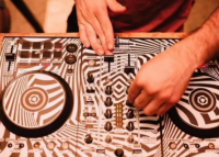Un DJ sanjuanino fue asaltado, se llevaron sus equipos y busca ayuda para recuperar todo 