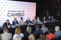Gobernadores de JxC se comprometen a mantener unidad tras los vínculos con Milei