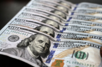 El dólar blue sigue en baja: a cuánto cotiza hoy 