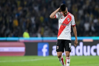 Malas noticias en River Plate: el Pity Martinez volvió a romperse los ligamentos