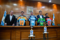 El gobernador Orrego presentó el Grand Prix de ciclismo