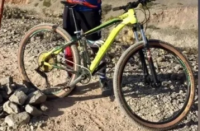 Le robaron una bicicleta MTB y ofrece recompensa para encontrarla