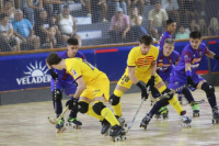 En un estadio Cantonti repleto, Barcelona derrotó a la UVT y se ajusta los patines para la gran final