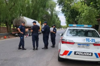 Capital: un motocilcista murió en el acto tras chocar contra un camión estacionado