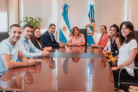 La Ministra de Educación, Silvia Fuentes, recibió a representantes de la Fundación Endometriosis San Juan