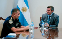 Orrego se reunió con los jefes de la Agrupación de Gendarmería Nacional y de la Agencia Regional de la Policía Federal
