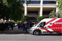 URGENTE: Evacuación de personal en el Centro Cívico por amenaza de bomba