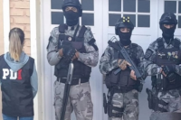 Narcoterrorismo en Rosario: realizaron 30 allanamientos y detuvieron a seis personas