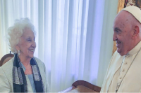 El Papa Francisco recibió a Estela de Carlotto en el Vaticano