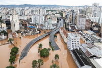 Inundaciones en Brasil dejan al menos 95 muertos y decenas de desamparados