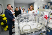 El hospital Rawson incorpora nuevas incubadoras de alta tecnología para la terapia intensiva neonatal