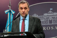 El Gobierno le tomará examen a 40 mil empleados de la planta transitoria y contratados