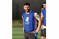 Messi llegó a Argentina para afrontar la doble fecha de Eliminatorias con la Selección