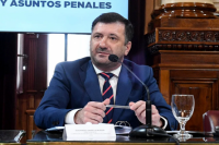 La jueza Sandra Arroyo Salgado pidió el desafuero y la detención del senador Edgardo Kueider
