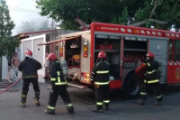 Con pocas horas de diferencia dos incendios afectaron diferentes viviendas en Santa Lucía
