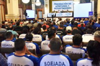 Los aceiteros levantaron la huelga que paralizaba los puertos
