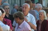 El gobierno va a eliminar la posibilidad de cobrar las pensiones por fallecimiento para un grupo de personas
