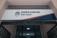 Exempleada de la Bolsa de Comercio pagará $4 millones tras ser acusada de desvío de fondos
