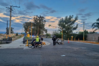Iba borracho, chocó a un motociclista y huyó: lo atraparon a pocas cuadras