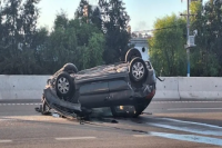 Accidente en Pocito: perdió el control del auto y volcó sobre Ruta 40