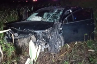 Fatal accidente en Pocito: un joven pierde la vida al colisionar con un árbol