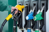 YPF bajará un 4% el precio de los combustibles a partir del 1° de mayo