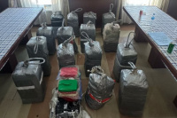 Hallaron más de 400 kg de cocaína en un buque proveniente de Emiratos Árabes en un puerto de Santa Fe