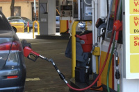 Shell y Axion también bajan sus precios: el litro de combustible cuesta hasta $30 menos en San Juan