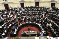 El oficialismo impulsa la ley de Ficha Limpia con miras a las elecciones