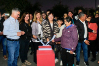 Chimbas avanza con la instalación de luminarias LED en más calles del departamento