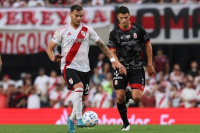 River recibe a Barracas Central por el pase a cuartos de final del Torneo Apertura: hora y formaciones