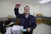 Manuel Adorni reveló su voto y aseguró que se votó a sí mismo.