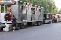 Calle Alberdi en tensión: Capital busca consenso por la presencia de pancheros