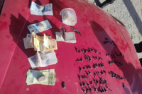 Detienen a un hombre con más de 100 envoltorios de droga y casi $200 mil en efectivo en Santa Lucía