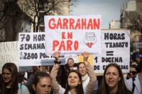 Tensión en el Garrahan: el Gobierno baja el tono al conflicto salarial y plantea un plus por desempeño