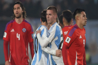 Mastantuono debutó en la Selección Argentina ante Chile y rompió un récord histórico
