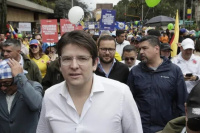 Operaron con éxito al senador Miguel Uribe Turbay tras ser baleado en un acto en Bogotá