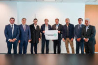 Orrego firmó un compromiso nacional para mejorar la alfabetización en las escuelas