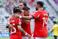 Benfica goleó 6-0 a Auckland y lidera el grupo de Boca