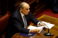 Guillermo Francos expone el informe de gestión en el Senado