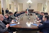 Tensión fiscal: mandatarios provinciales exigen al Gobierno la devolución de fondos