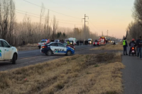Tragedia en Ruta 7: al menos dos muertos y varios atrapados tras un triple choque