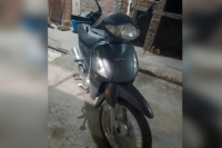 Menores robaron una moto en Rawson y fueron atrapados tras una intensa persecución