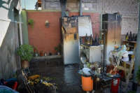Una familia perdió todo producto de un incendio en Santa Lucía y necesita ayuda
