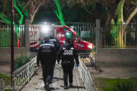Conmoción en el barrio San Martín: murió un anciano y su esposa quedó junto al cuerpo