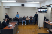 Buscan revertir el sobreseimiento de Echegaray mientras se retrasa la elección de juez