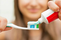Tras alerta de ANMAT, San Juan redobla inspecciones por pasta dental prohibida