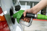YPF inaugura en la sede del Automóvil Club de Capital el primer autodespacho de combustible
