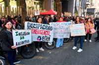 Diversas agrupaciones se movilizarán hoy contra del veto a la Ley de Emergencia en Discapacidad